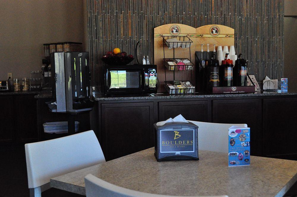 Okoboji Inn & Suites Milford Екстер'єр фото