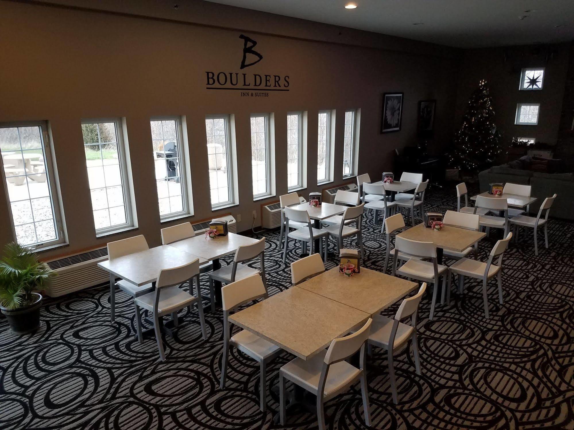 Okoboji Inn & Suites Milford Екстер'єр фото